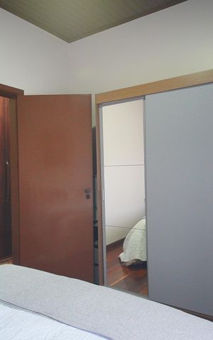 Casa à venda com 600m², 2 quartos e 1 vagaQuarto