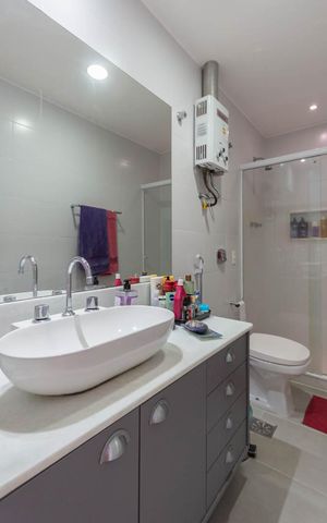Apartamento à venda com 72m², 2 quartos e 1 vagaBanheiro 