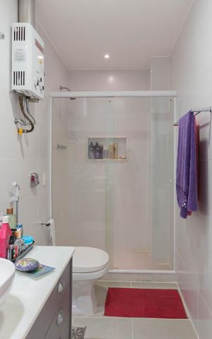 Apartamento à venda com 72m², 2 quartos e 1 vagaBanheiro 
