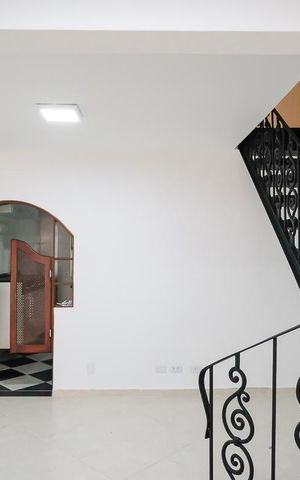 Casa à venda com 150m², 3 quartos e 1 vagaSala