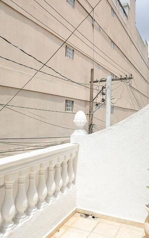 Casa à venda com 150m², 3 quartos e 1 vagaVaranda do quarto 1