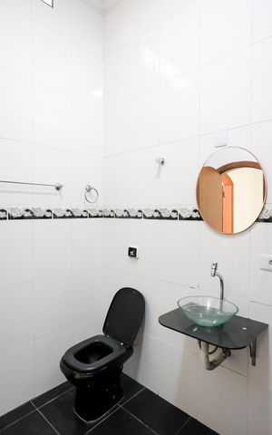 Casa à venda com 150m², 3 quartos e 1 vagaBanheiro