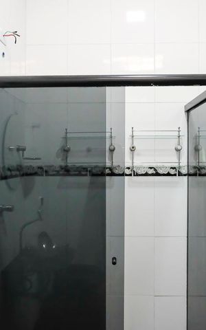 Casa à venda com 150m², 3 quartos e 1 vagaBanheiro
