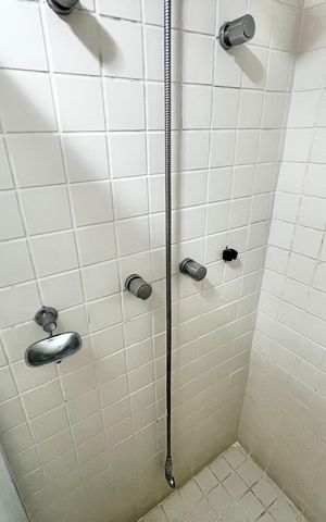 Apartamento para alugar com 62m², 2 quartos e 2 vagas Apartamento para alugar com 62m², 2 quartos e 2 vagasBanheiro da Suíte