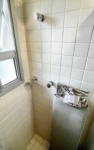 Apartamento para alugar com 62m², 2 quartos e 2 vagas Apartamento para alugar com 62m², 2 quartos e 2 vagasBanheiro