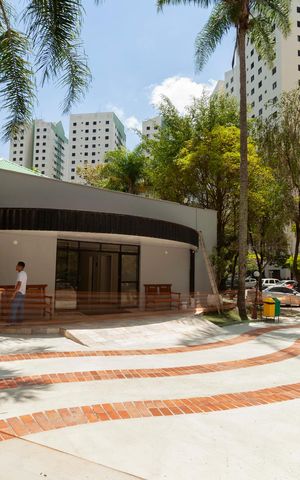 Apartamento à venda com 50m², 2 quartos e 1 vagaSalão central