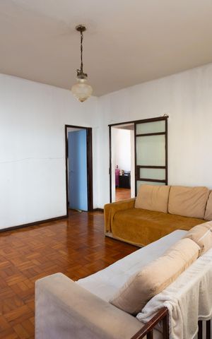 Casa à venda com 950m², 8 quartos e 6 vagas