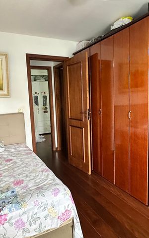 Apartamento à venda com 118m², 3 quartos e 2 vagas Apartamento à venda com 118m², 3 quartos e 2 vagasQuarto 1
