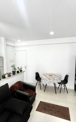 Apartamento à venda com 55m², 2 quartos e 1 vaga Apartamento à venda com 55m², 2 quartos e 1 vagaSala