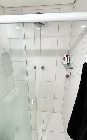 Apartamento à venda com 55m², 2 quartos e 1 vaga Apartamento à venda com 55m², 2 quartos e 1 vagaBanheiro da Suíte