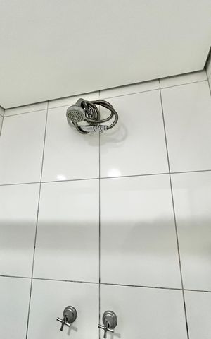 Apartamento à venda com 55m², 2 quartos e 1 vaga Apartamento à venda com 55m², 2 quartos e 1 vagaBanheiro da Suíte
