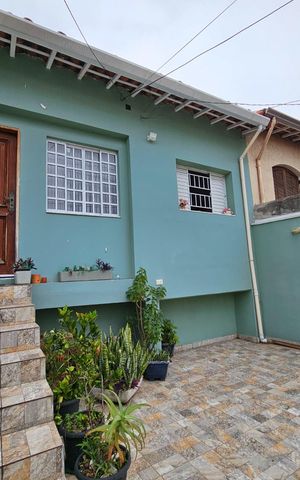 Casa à venda com 180m², 2 quartos e 2 vagas