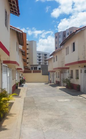 Casa de condomínio à venda com 80m², 3 quartos e 2 vagas Casa de condomínio à venda com 80m², 3 quartos e 2 vagasÁrea comum