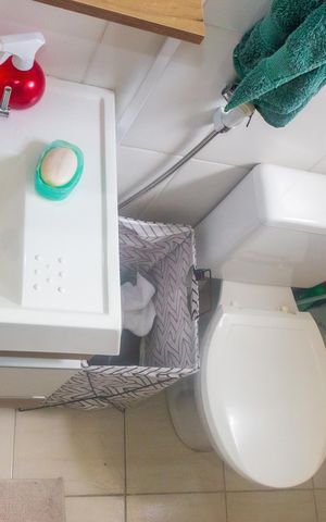 Casa de condomínio à venda com 80m², 3 quartos e 2 vagas Casa de condomínio à venda com 80m², 3 quartos e 2 vagasBanheiro