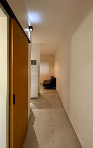 Casa para alugar com 35m², 1 quarto e sem vaga Casa para alugar com 35m², 1 quarto e sem vagaCorredor Quarto