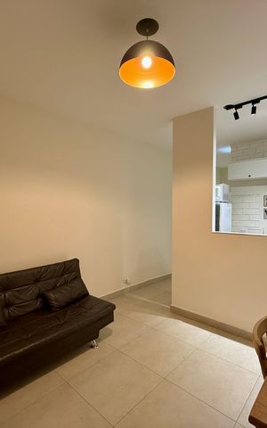 Casa para alugar com 35m², 1 quarto e sem vaga Casa para alugar com 35m², 1 quarto e sem vagaSala