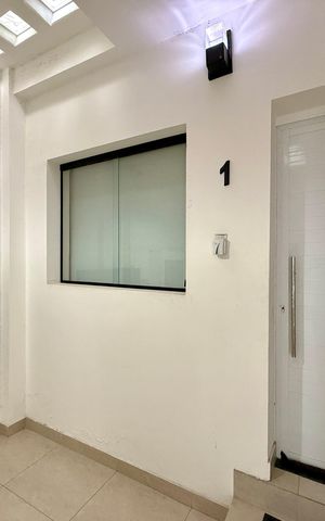 Casa para alugar com 35m², 1 quarto e sem vaga Casa para alugar com 35m², 1 quarto e sem vagaFachada Casa