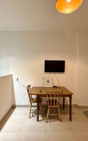 Casa para alugar com 35m², 1 quarto e sem vaga Casa para alugar com 35m², 1 quarto e sem vagaSala