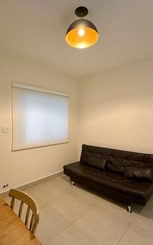 Casa para alugar com 35m², 1 quarto e sem vaga Casa para alugar com 35m², 1 quarto e sem vagaSala
