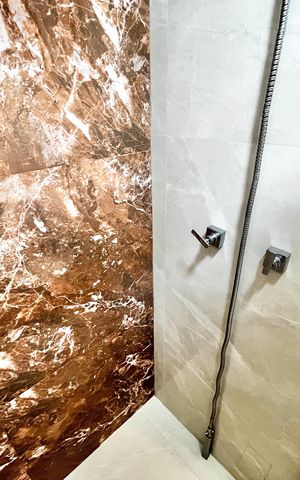 Apartamento à venda com 43m², 2 quartos e 1 vaga Apartamento à venda com 43m², 2 quartos e 1 vagaBanheiro