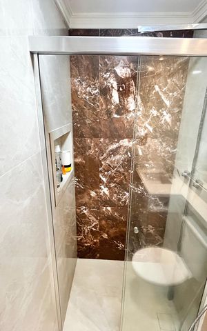 Apartamento à venda com 43m², 2 quartos e 1 vaga Apartamento à venda com 43m², 2 quartos e 1 vagaBanheiro