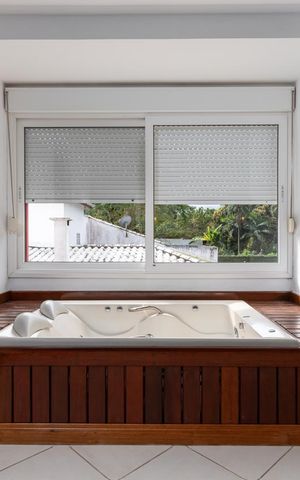 Casa à venda com 1500m², 5 quartos e 5 vagas Casa à venda com 1500m², 5 quartos e 5 vagasQuarto 3