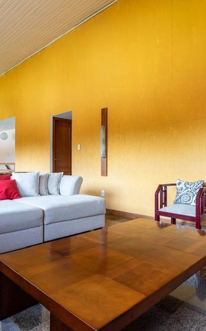 Casa à venda com 1500m², 5 quartos e 5 vagas Casa à venda com 1500m², 5 quartos e 5 vagasSala