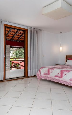 Casa à venda com 1500m², 5 quartos e 5 vagas Casa à venda com 1500m², 5 quartos e 5 vagasQuarto 3