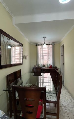 Casa à venda com 211m², 2 quartos e 2 vagas Casa à venda com 211m², 2 quartos e 2 vagasSala de Jantar