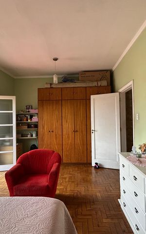 Casa à venda com 211m², 2 quartos e 2 vagas Casa à venda com 211m², 2 quartos e 2 vagasQuarto 1