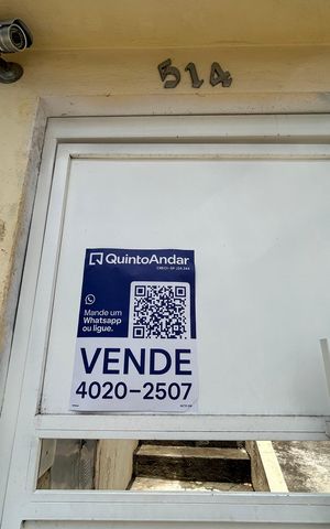 Casa à venda com 211m², 2 quartos e 2 vagas Casa à venda com 211m², 2 quartos e 2 vagasPlaca