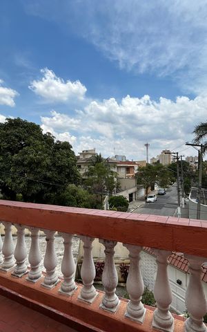 Casa à venda com 211m², 2 quartos e 2 vagas Casa à venda com 211m², 2 quartos e 2 vagasVaranda do Quarto 1