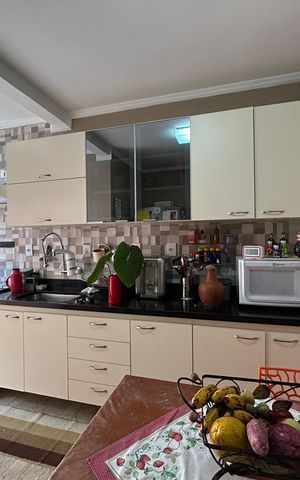 Casa à venda com 211m², 2 quartos e 2 vagas Casa à venda com 211m², 2 quartos e 2 vagasCozinha
