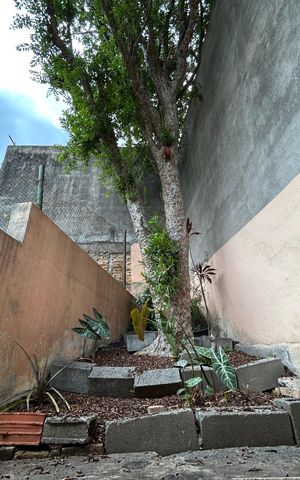 Casa à venda com 211m², 2 quartos e 2 vagas Casa à venda com 211m², 2 quartos e 2 vagasExtensão da área externa