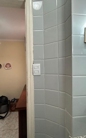 Casa à venda com 211m², 2 quartos e 2 vagas Casa à venda com 211m², 2 quartos e 2 vagasLavabo