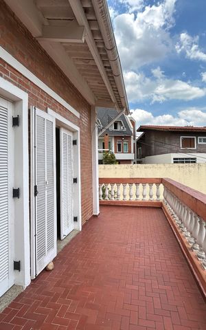 Casa à venda com 211m², 2 quartos e 2 vagas Casa à venda com 211m², 2 quartos e 2 vagasVaranda do Quarto 1