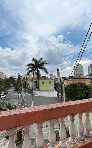 Casa à venda com 211m², 2 quartos e 2 vagas Casa à venda com 211m², 2 quartos e 2 vagasVaranda do Quarto 1