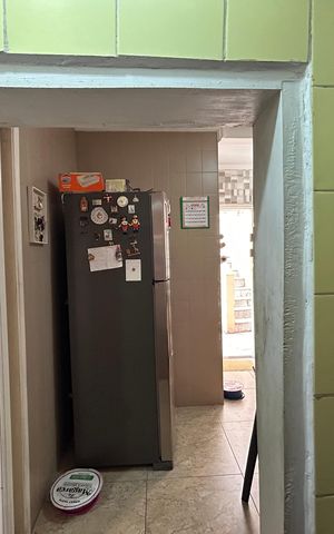 Casa à venda com 211m², 2 quartos e 2 vagas Casa à venda com 211m², 2 quartos e 2 vagasDespensa