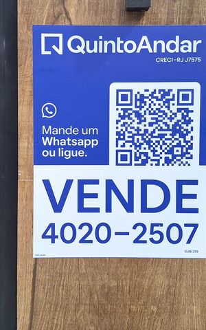Casa à venda com 240m², 4 quartos e 2 vagas Casa à venda com 240m², 4 quartos e 2 vagasplaca