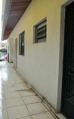 Casa à venda com 140m², 2 quartos e 2 vagasQuintal 