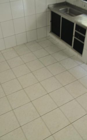 Casa à venda com 140m², 2 quartos e 2 vagasCozinha 