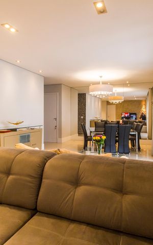 Apartamento para alugar com 132m², 3 quartos e 2 vagas Apartamento para alugar com 132m², 3 quartos e 2 vagasSala