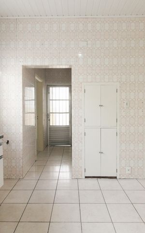 Casa à venda com 150m², 3 quartos e sem vaga Casa à venda com 150m², 3 quartos e sem vagaCozinha
