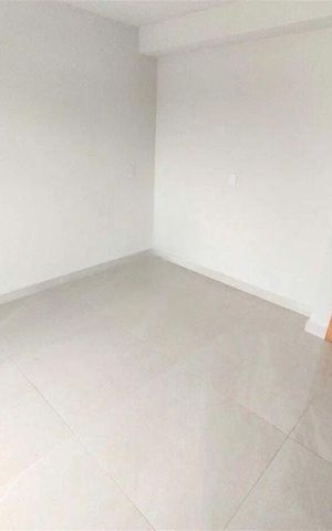 Casa à venda com 105m², 3 quartos e 3 vagas Casa à venda com 105m², 3 quartos e 3 vagasQuarto
