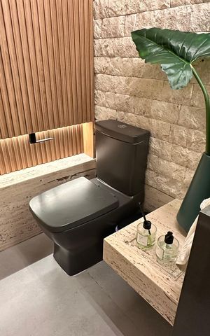 Casa de condomínio à venda com 400m², 4 quartos e 2 vagas Casa de condomínio à venda com 400m², 4 quartos e 2 vagasLavabo