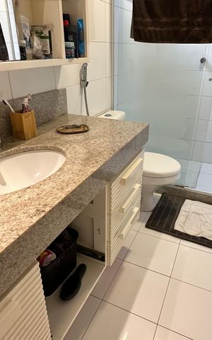 Casa de condomínio à venda com 400m², 4 quartos e 2 vagas Casa de condomínio à venda com 400m², 4 quartos e 2 vagasBanheiro quarto 4