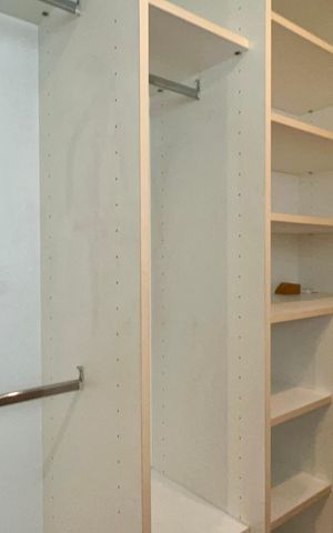 Casa à venda com 360m², 4 quartos e 4 vagas Casa à venda com 360m², 4 quartos e 4 vagasCloset da suíte 1