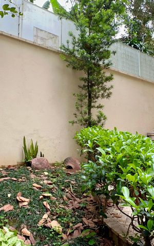 Casa à venda com 360m², 4 quartos e 4 vagas Casa à venda com 360m², 4 quartos e 4 vagasÁrea comum