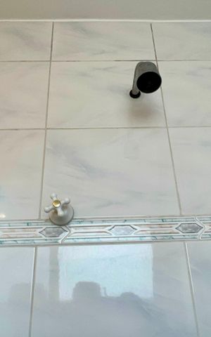 Casa à venda com 360m², 4 quartos e 4 vagas Casa à venda com 360m², 4 quartos e 4 vagasBanheiro da Suíte 2