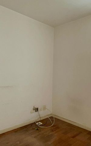 Casa à venda com 360m², 4 quartos e 4 vagas Casa à venda com 360m², 4 quartos e 4 vagasEscritório